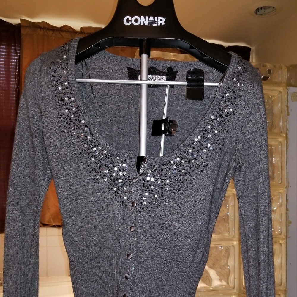 Crop sweater